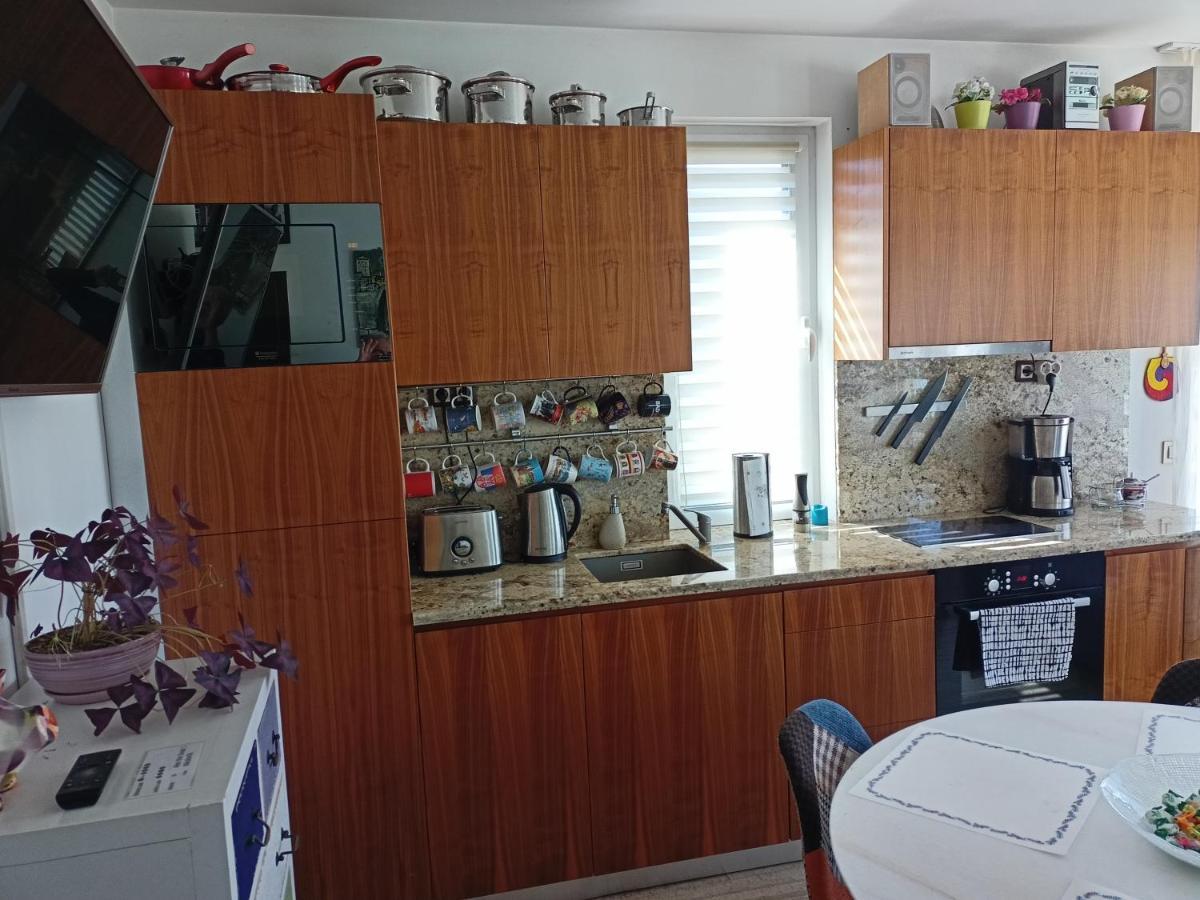 Bright Apartment At A Great Location София Экстерьер фото