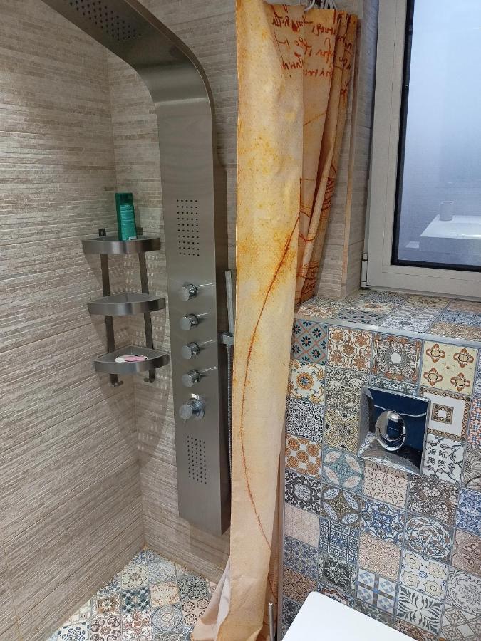 Bright Apartment At A Great Location София Экстерьер фото